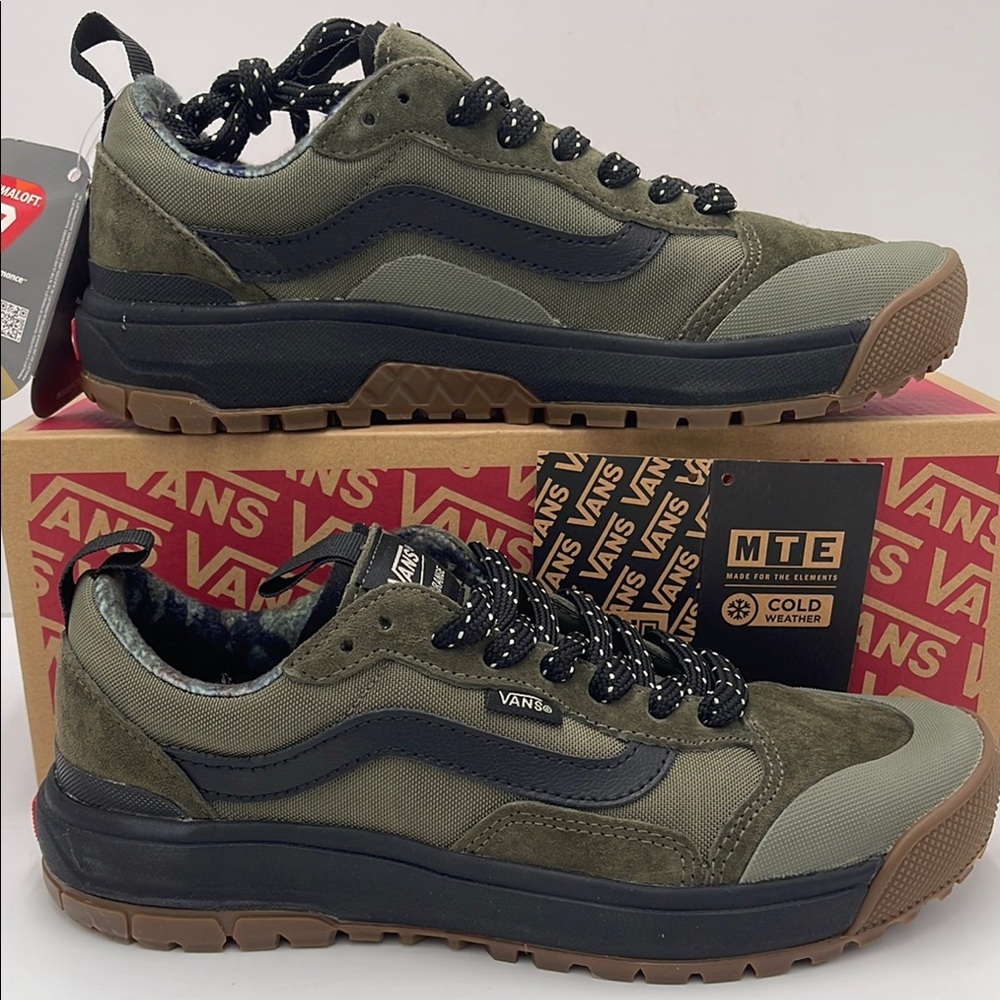 Vans WMNS Olive Green Sneakers Ultrarange Exo
Rain Camo Dark Olive
VN0A5KS4DOL - Picture 1 of 16